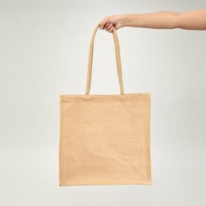 BOLSA DE YUTE CON RECUBRIMIENTO 40X40X20 (CM)