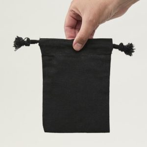 SAQUITO DE ALGODÓN NEGRO 15X10 CM