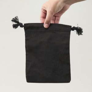 SAQUITO DE ALGODÓN NEGRO 19X14 CM