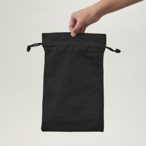 SAQUITO DE ALGODÓN NEGRO 30X20 CM