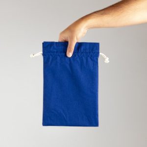 SAQUITO DE ALGODÓN AZUL 30X20 CM