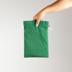 SAQUITO DE ALGODÓN VERDE 30X20 CM