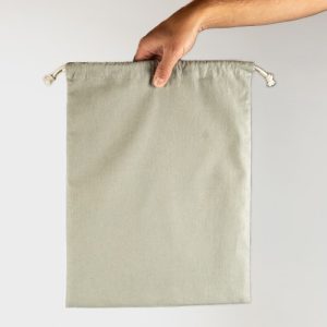 SAQUITO DE ALGODÓN GRIS 40X30 CM